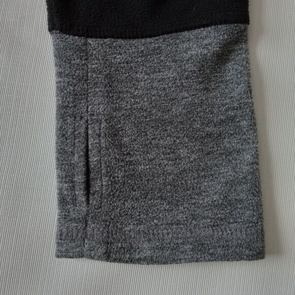 SO Juniors Black and Heather Gray Fleece Quarter Zip Pullover Sweatshirt Size XL - Picture 11 of 12